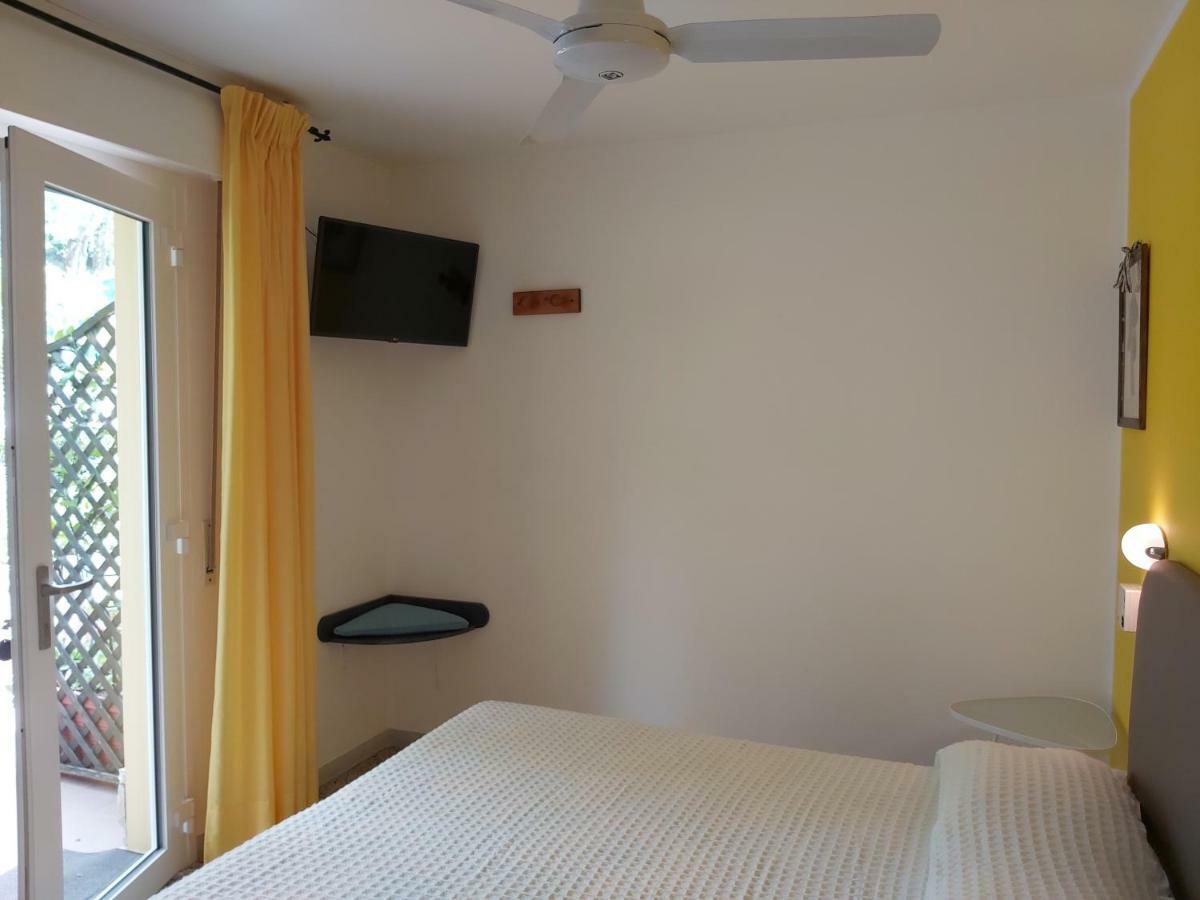 Hotel Casa Popi 马尔切西内 外观 照片